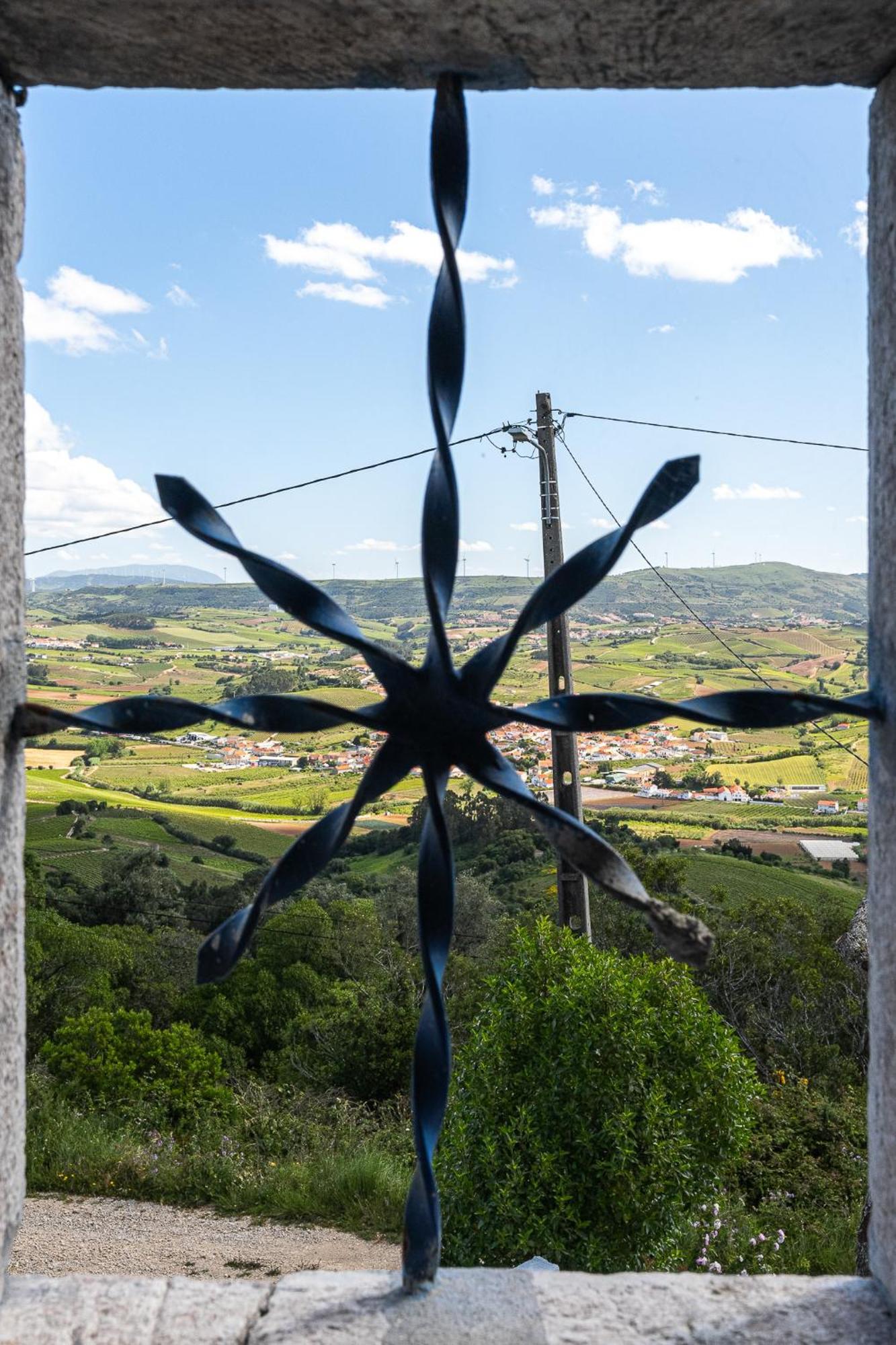 Villa New! Windmill In The Midst Of Nature à Mafra Extérieur photo